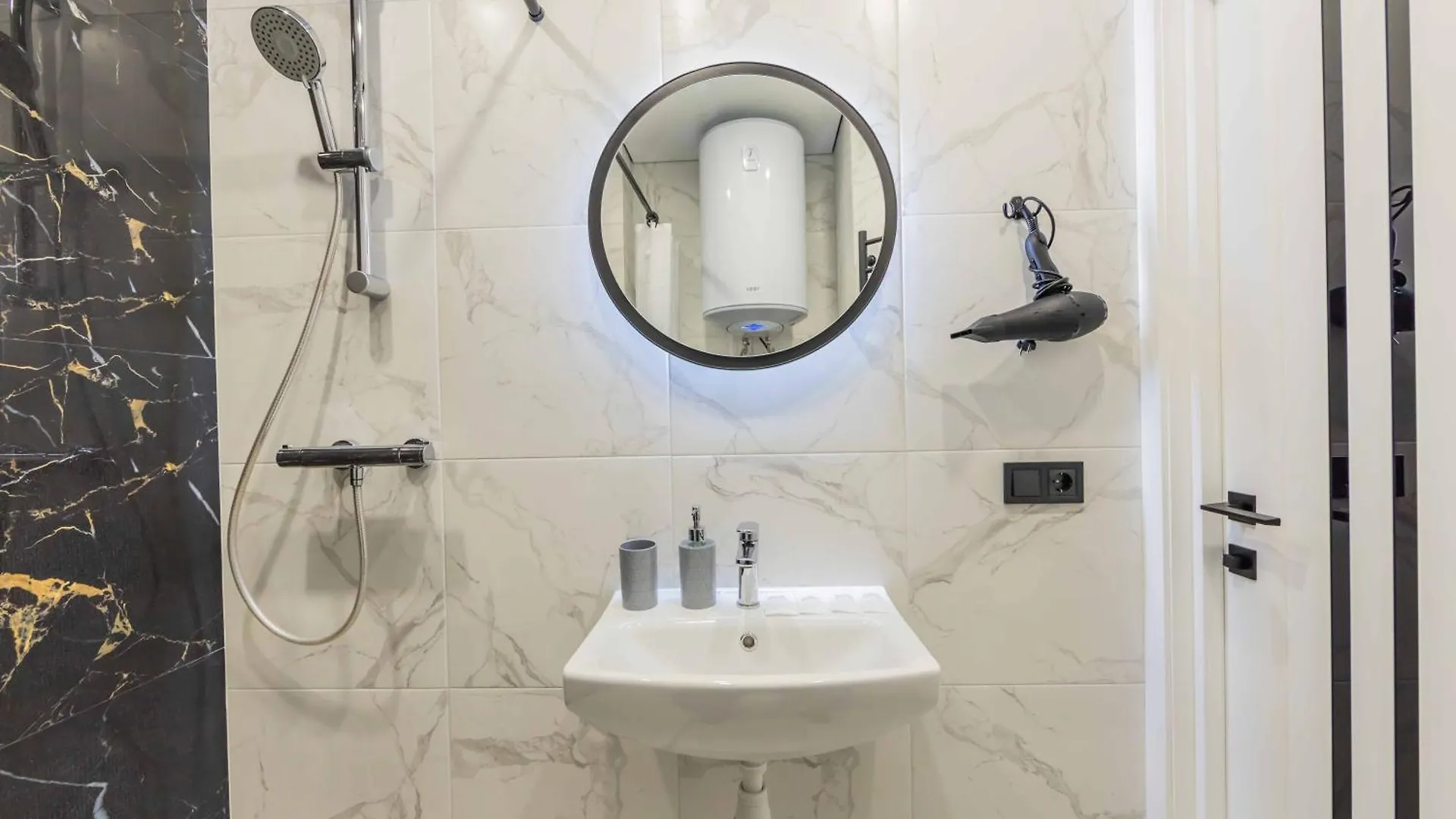 Cityapartments Kyiv Lukianivska